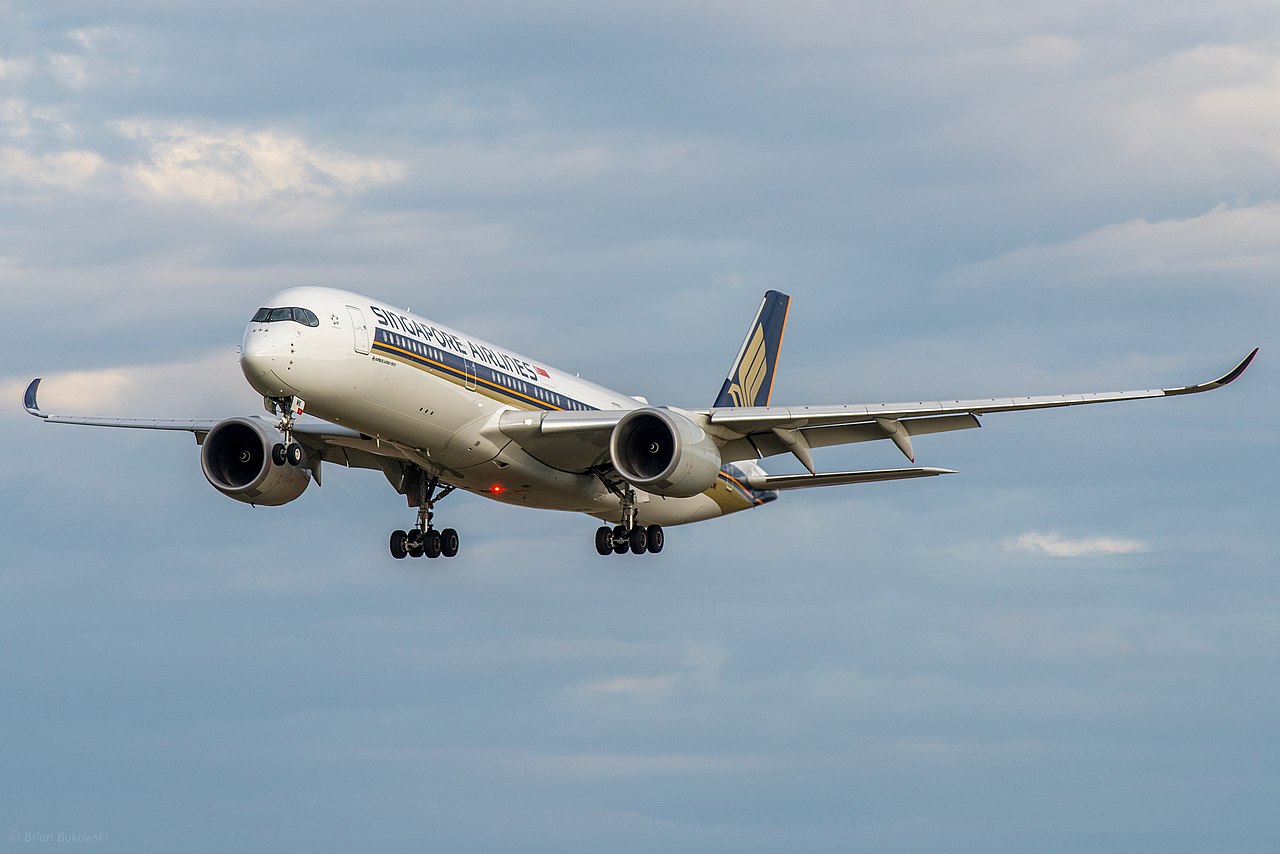 A Singapore Airlines Airbus approaching to land.