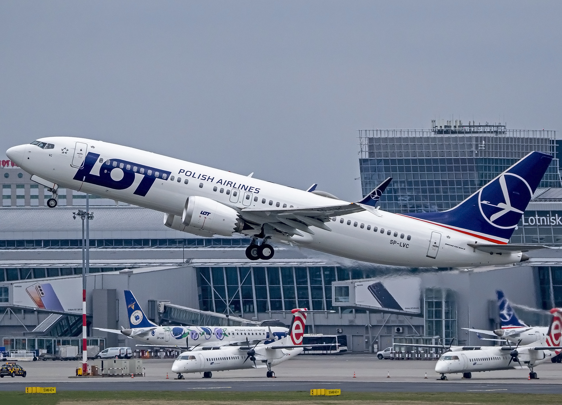 LOT Polish Airlines updated their - LOT Polish Airlines