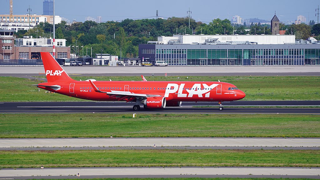 A PLAY Airlines Airbus lands in Berlin.