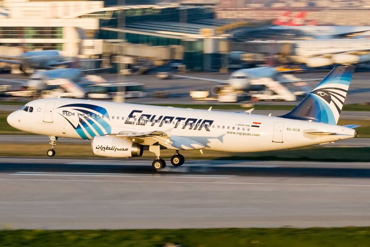 An Egyptair A320 aircraft at takeoff.