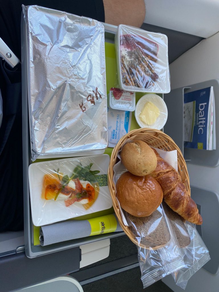 A delicious inflight meal for the flight from Oslo to Riga