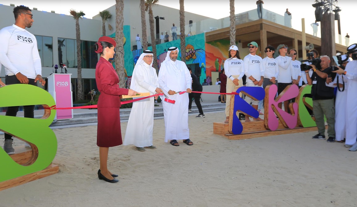 Qatar Airways dignitaries inaugurte the opening of the Fuwairit Kite Beach Resort