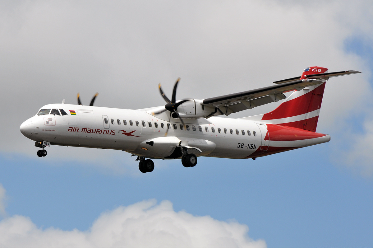 An Air mauritius ATR 72 approaching to land.