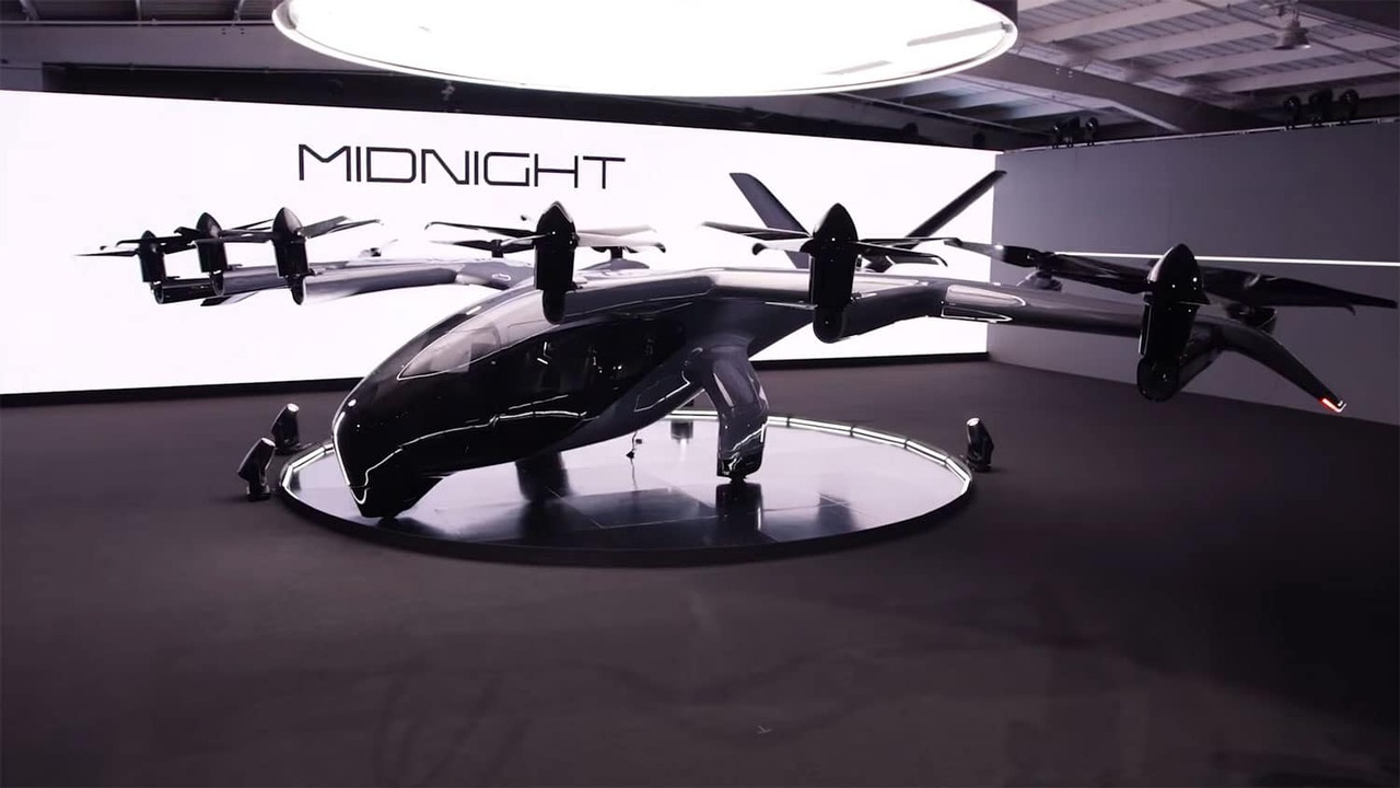 The Archer Aviation eVTOL aircraft Midnight in showroom display.