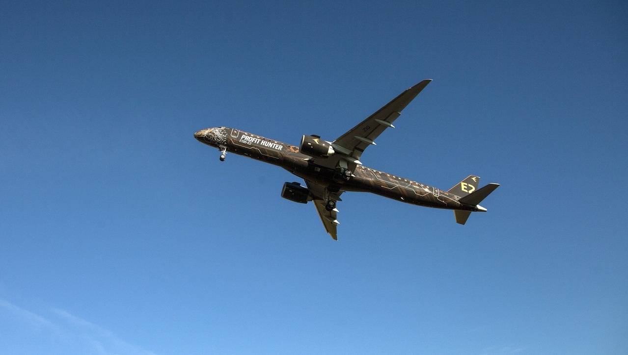 The Embraer E195-E2 in flight.