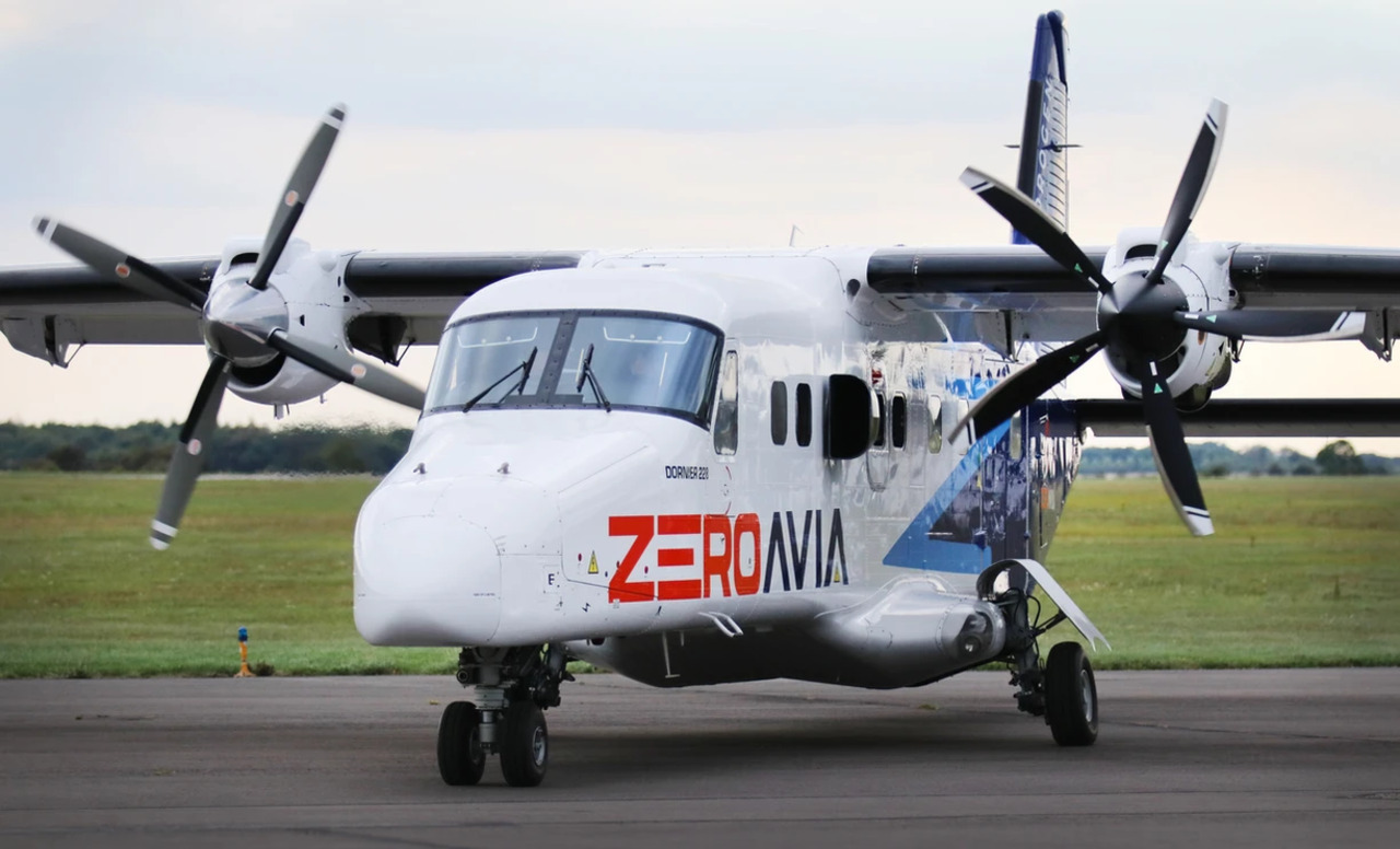 A ZeroAvia hydrogen-electric converted aircraft.