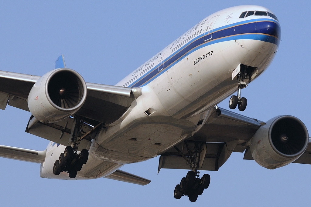 Close up of a China Southern Airlines Boeing 777 on approach.