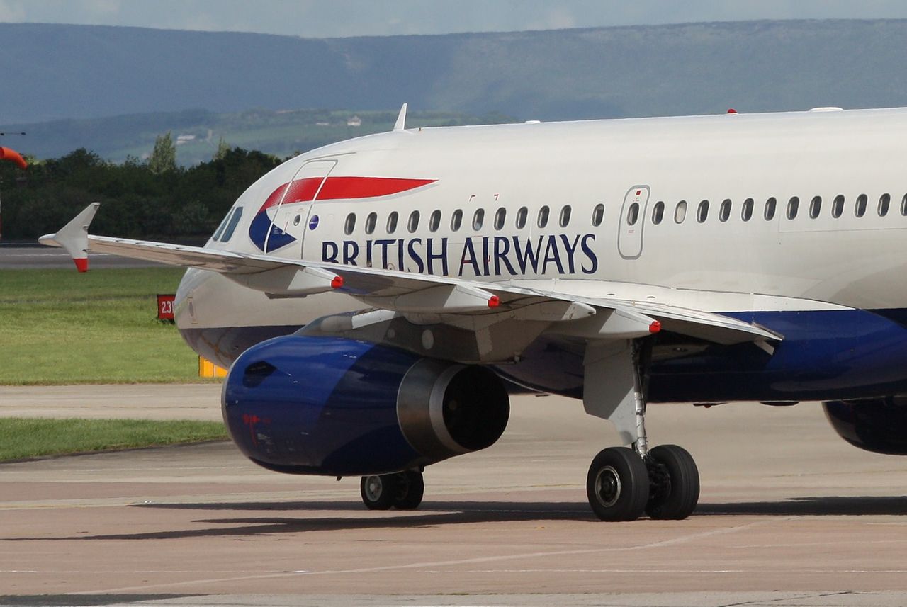 A British Airways Airbus A320 pulls off the runway.