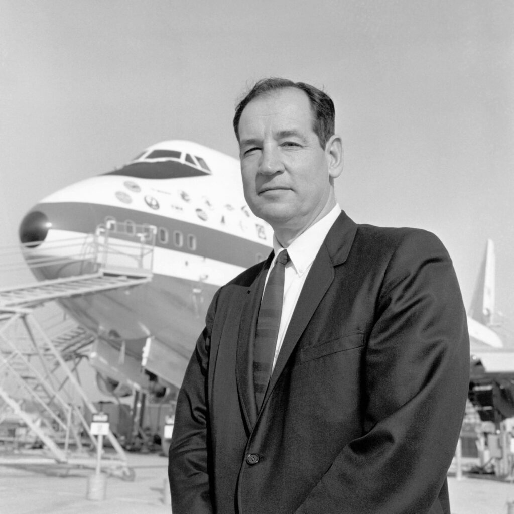 Joe Sutter was the brainchild of the Boeing 747. 