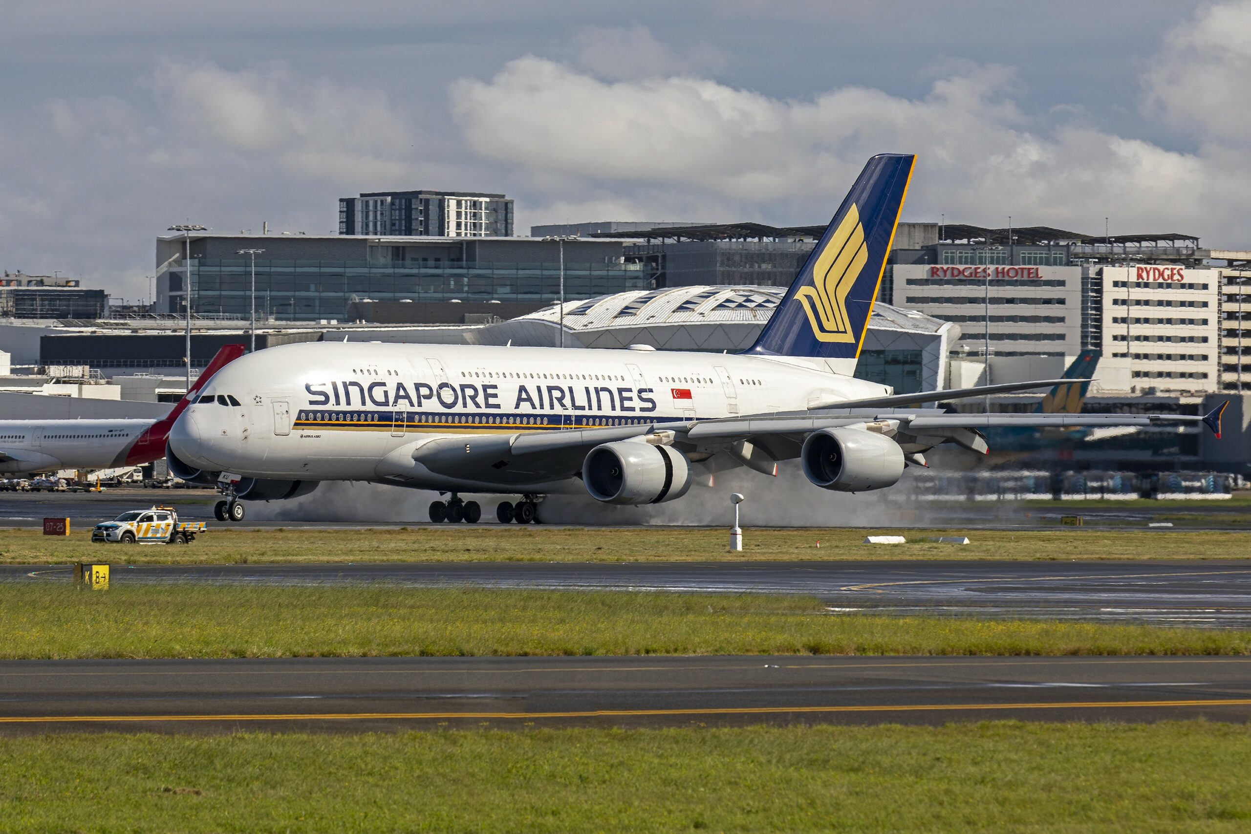 A Singapore Airlines A380 touches down.