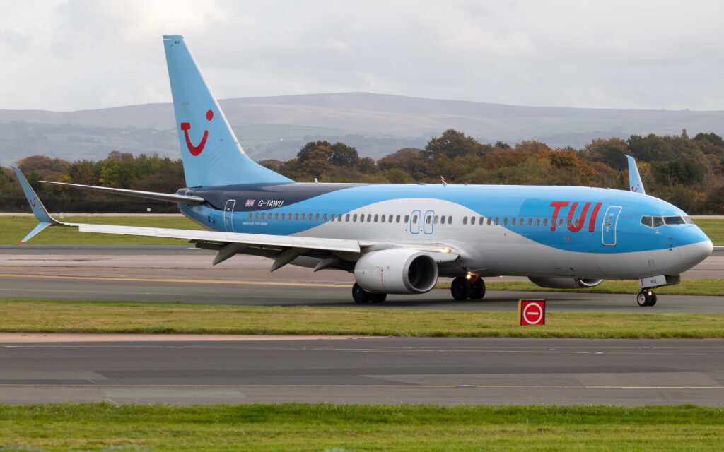 TUI UK Boeing 737-800. Summer 2023 will be vital. 
