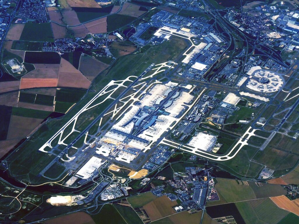 Double-Digit Growth For Paris CDG & Orly - AVS
