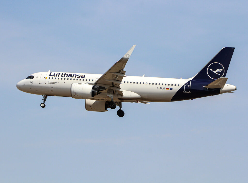 According to data from Cirium, the airport strikes in Germany, which happened on Friday, affected over 1,100 departures, of which Lufthansa was the most affected.