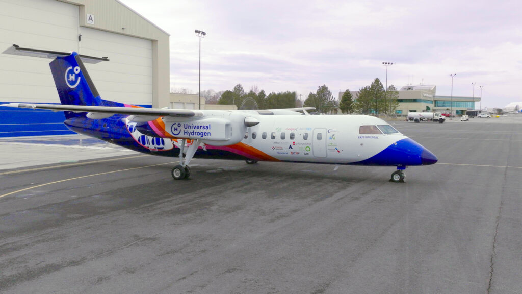 The Universal Hydrogen Dash 8-300 test aircraft.