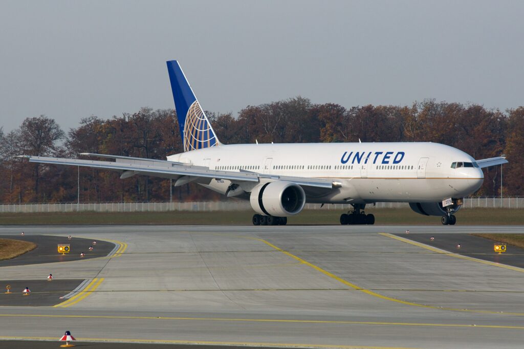 United Airlines continues to have trouble with its Boeing 777 fleet. 