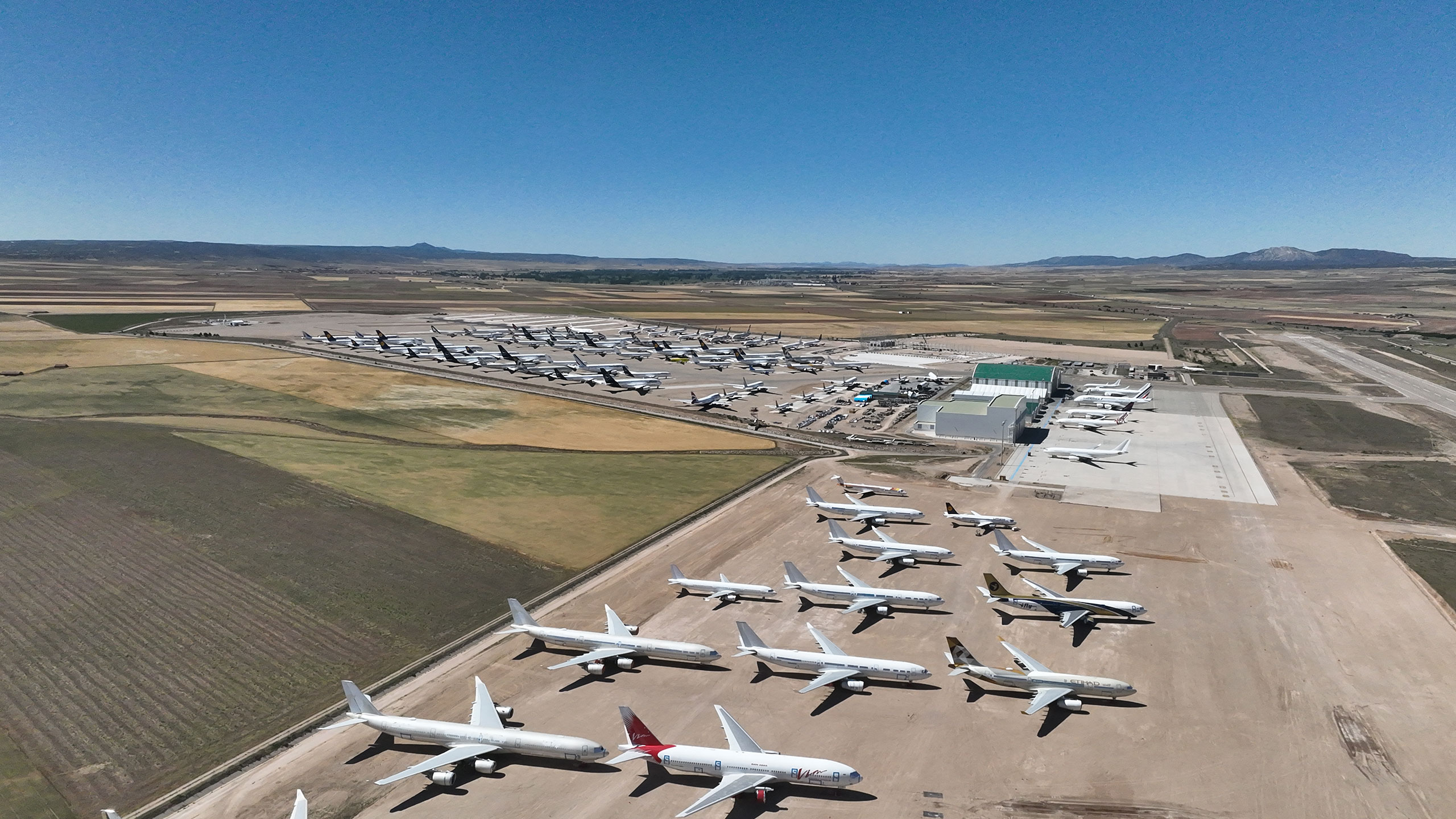 Teruel Airport's new hangar that can house two Airbus A380 aircraft.