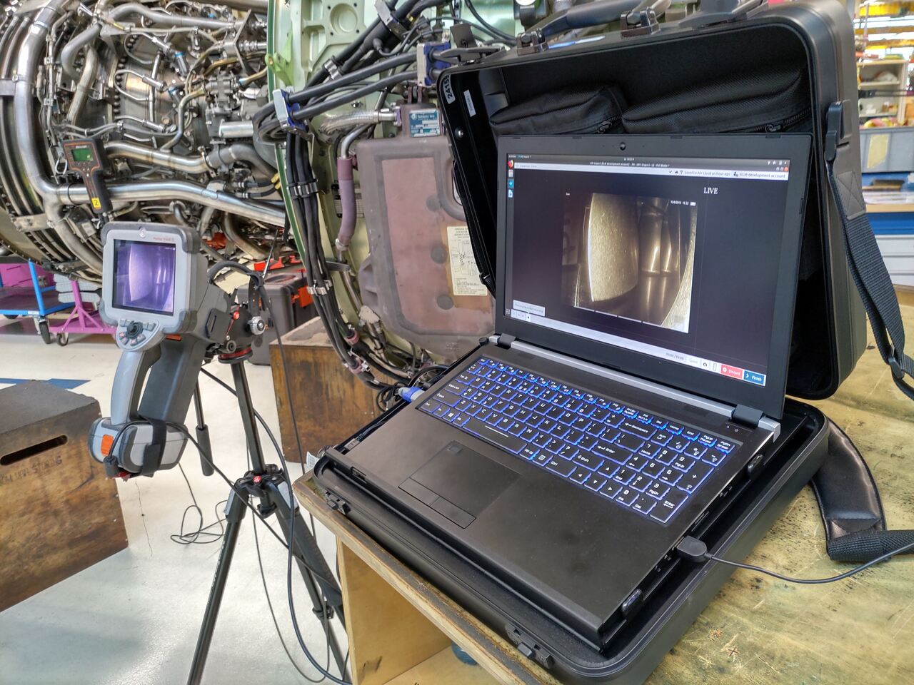A laptop used in AI aircraft engine inspections.