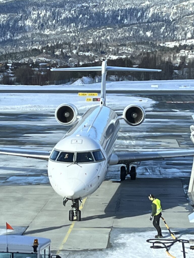 SAS CRJ-900 at the terminal building.