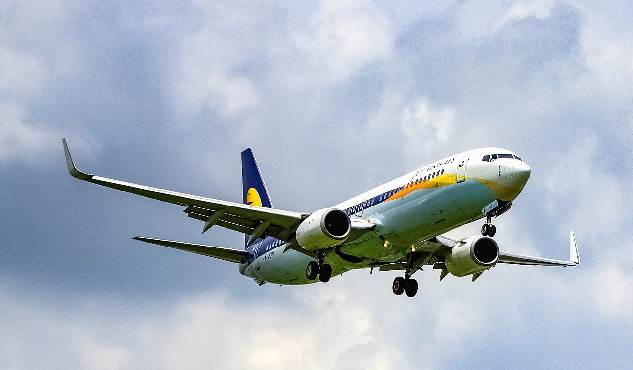 A Jet Airways Boeing 737 approaches to land.