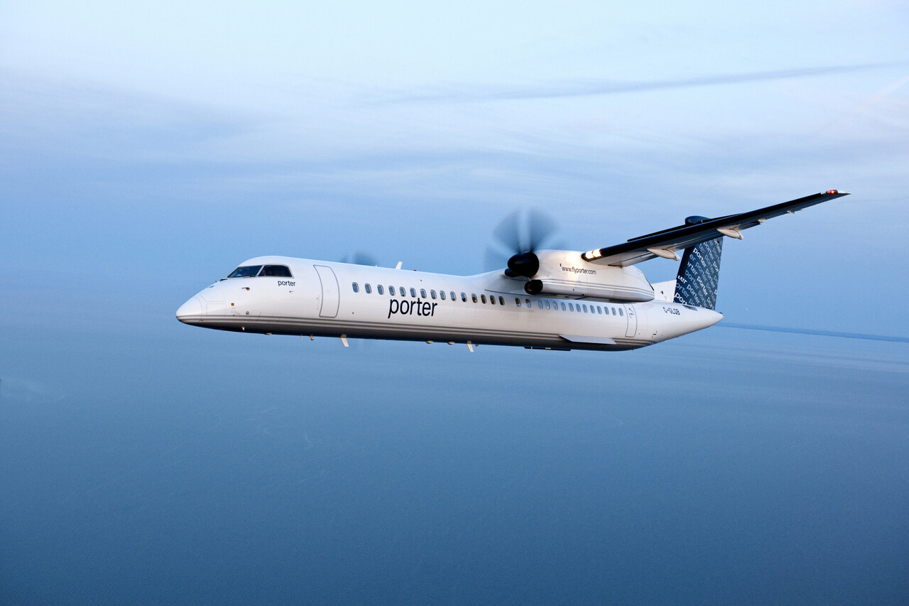 A Porter Airlines Dash 8-400 aircraft in flight.