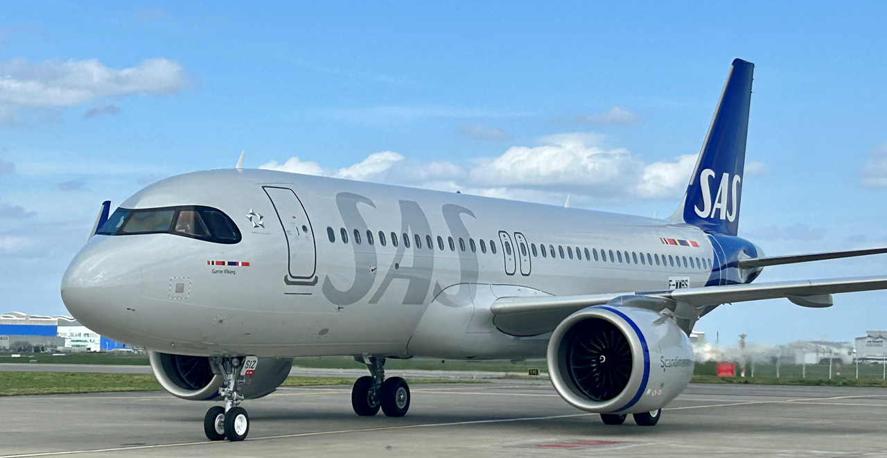 An SAS Airbus A320neo on the tarmac after delivery.