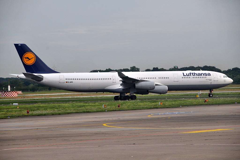 Lufthansa and Airbus mark delivery of 600th Lufthansa aircraft at Airbus's  Hamburg-Finkenwerder site
