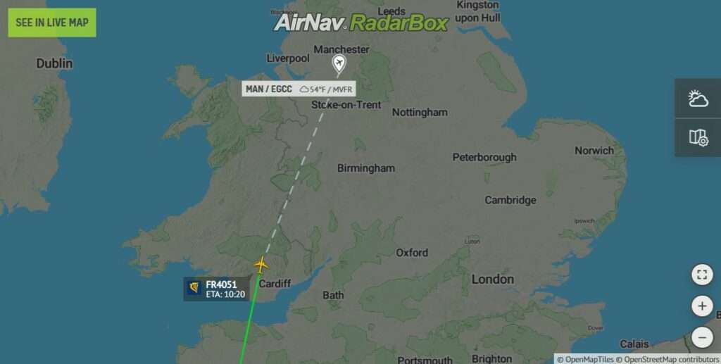 Ryanair 737 enroute to Manchester declares emergency