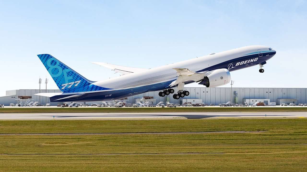 Boeing 777-8F: The Best Replacement for Cathay Pacific?