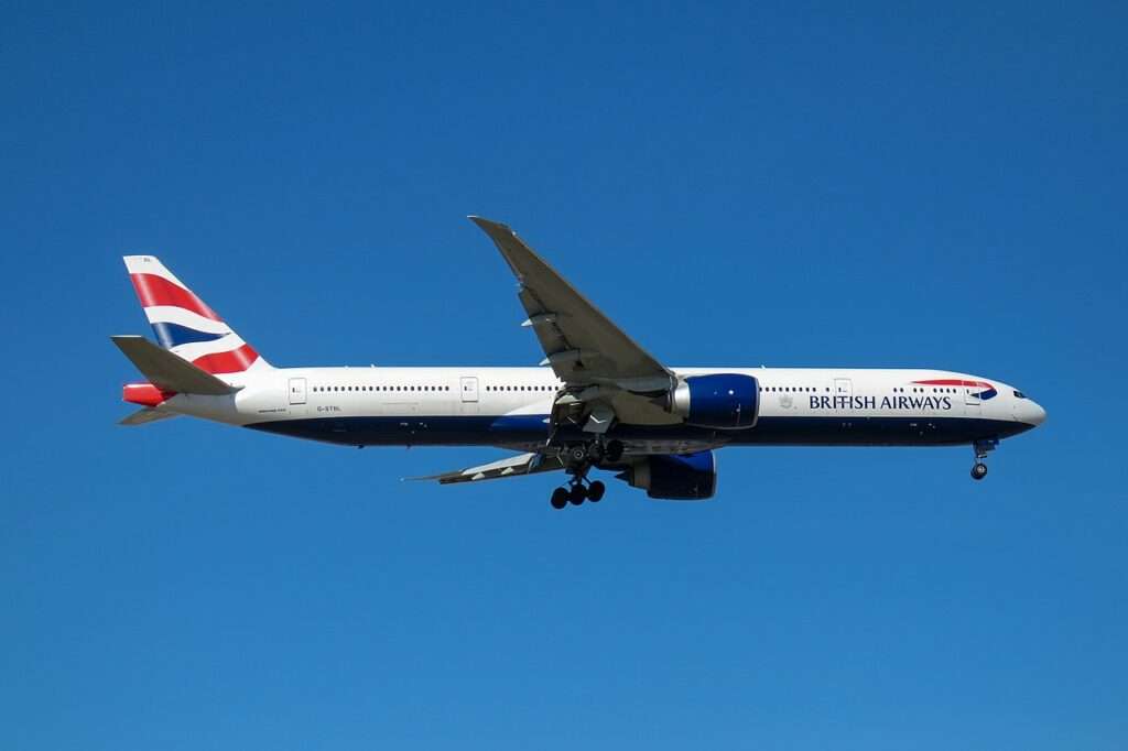 A British Airways B777 in flight.