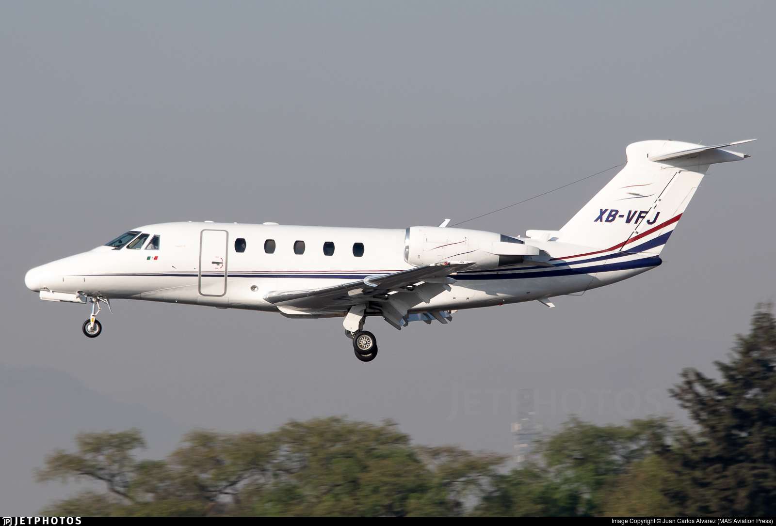 Private Jet Crashes Shortly After Departure from Veracruz