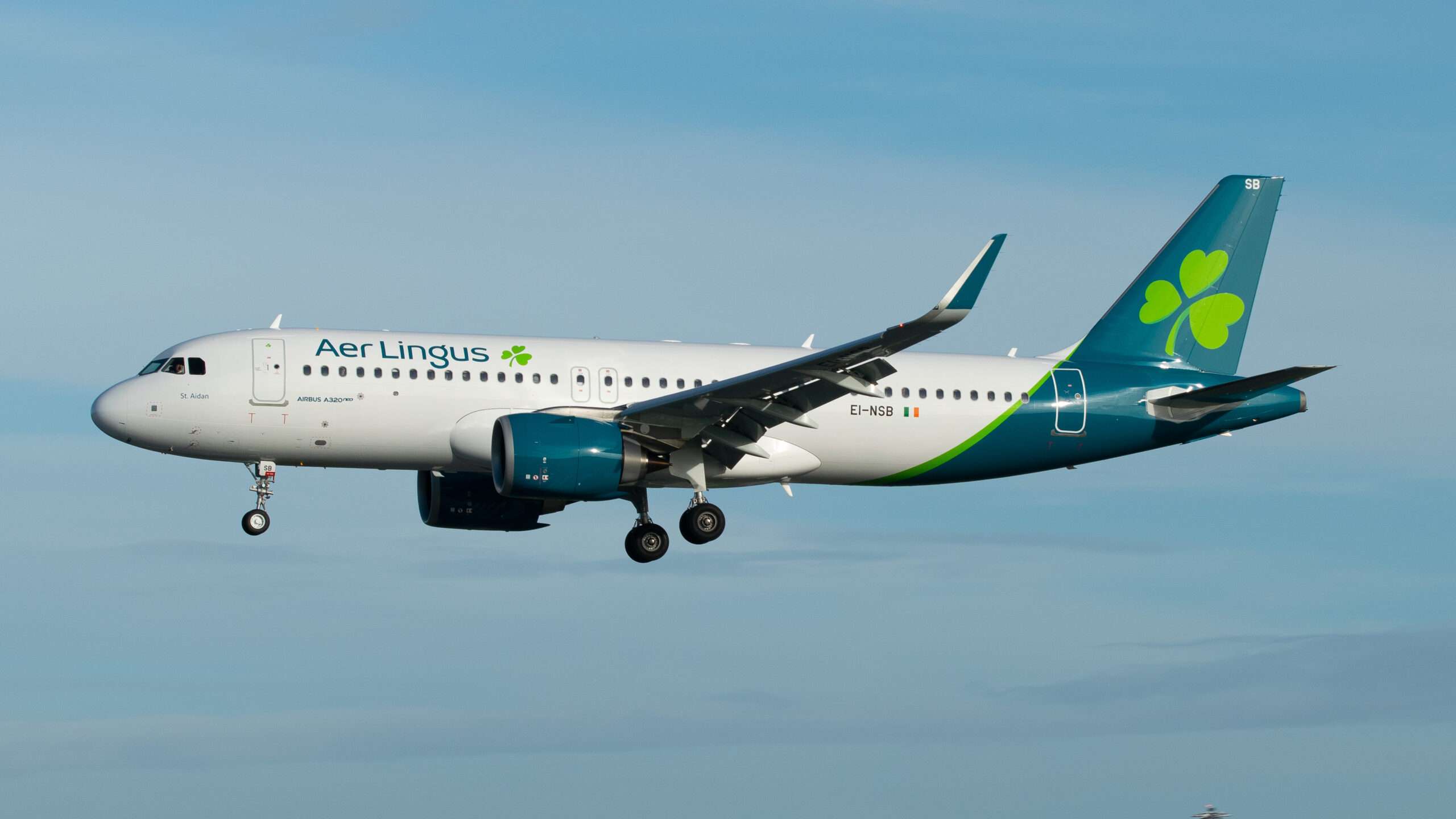 Dublin: Aer Lingus A320neo's Display at the Bray Air Show