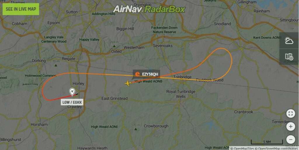 Flight plan easyJet flight U28565 from Gatwick.