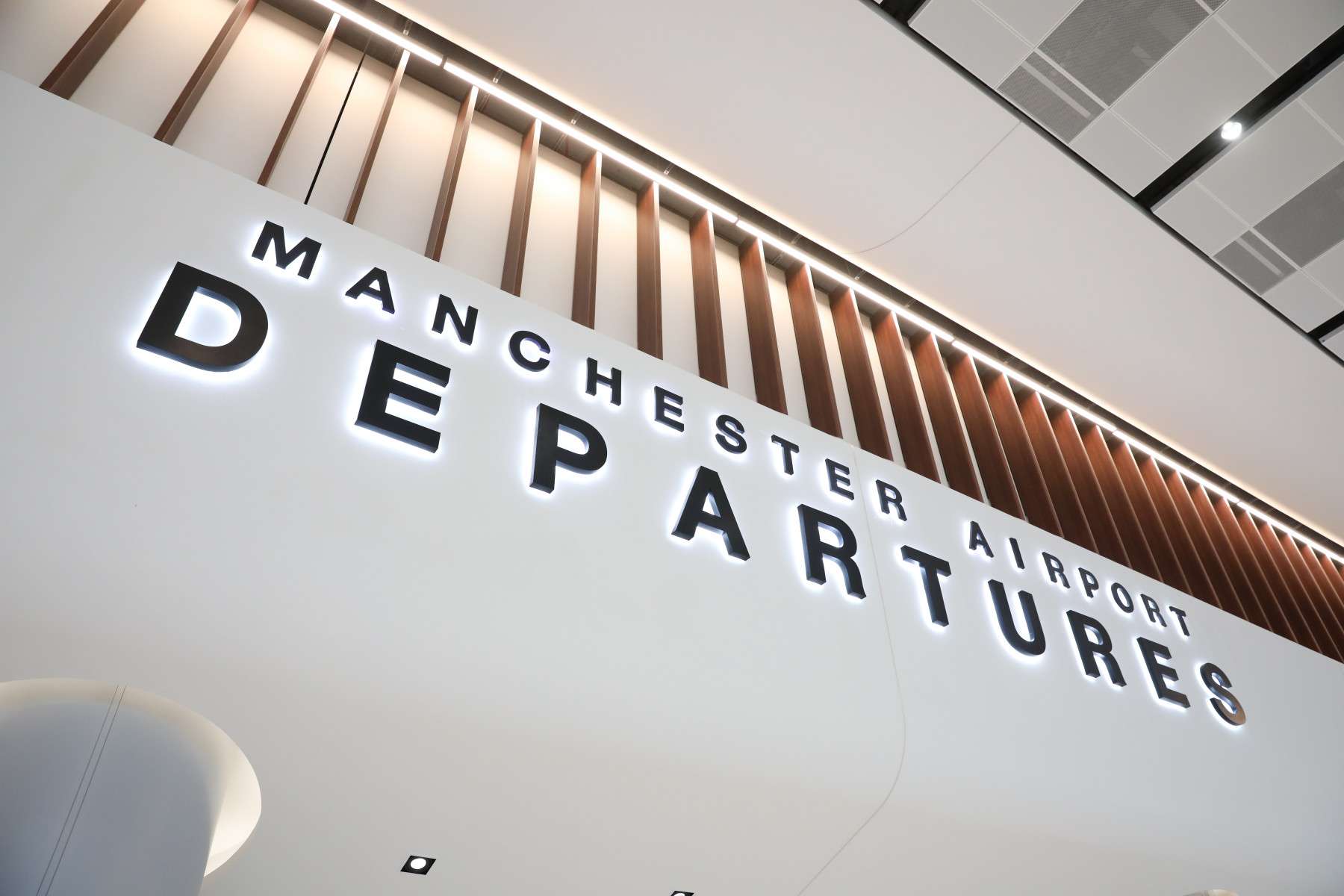 Manchester Airport Handles 3m Passengers in July