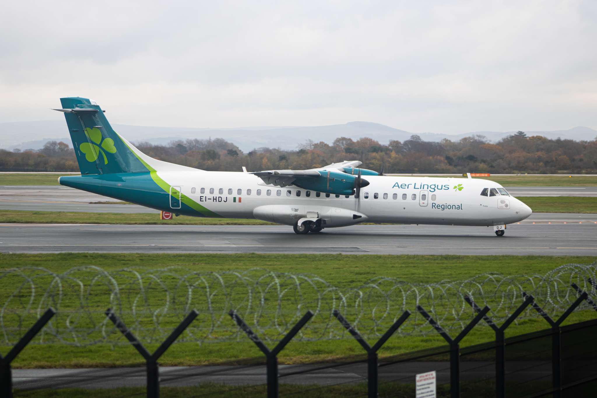Emerald Airlines Follows Ryanair Route with Rugby Flights