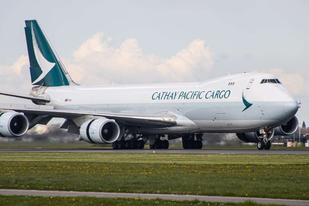 Hong Kong Traffic Grows: Cathay Grows Numbers by 693%