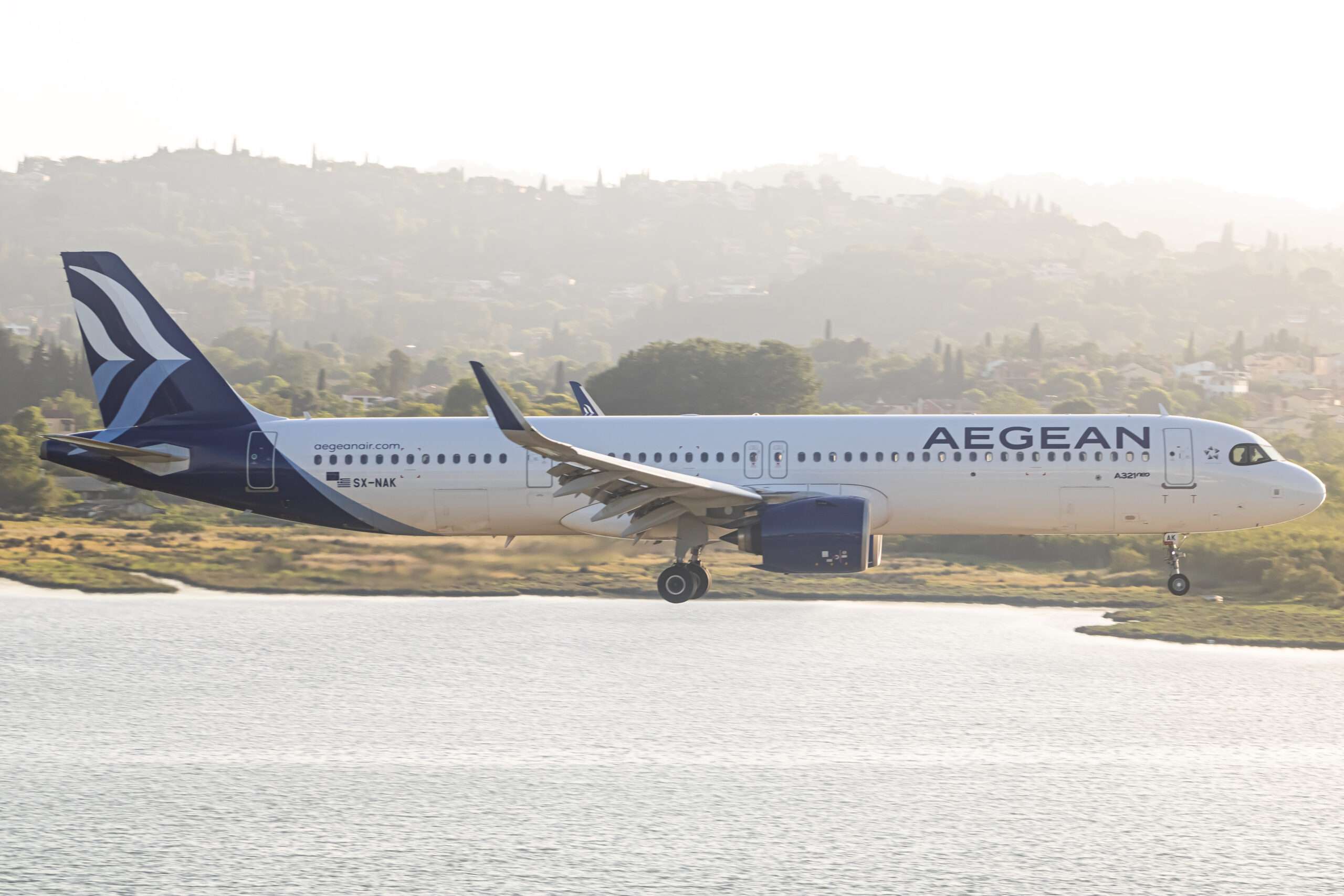 CDB Aviation Gains A New Customer in Athens: AEGEAN