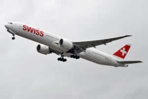 SWISS Flight in Chicago Rejects Takeoff Due to Flock of Birds