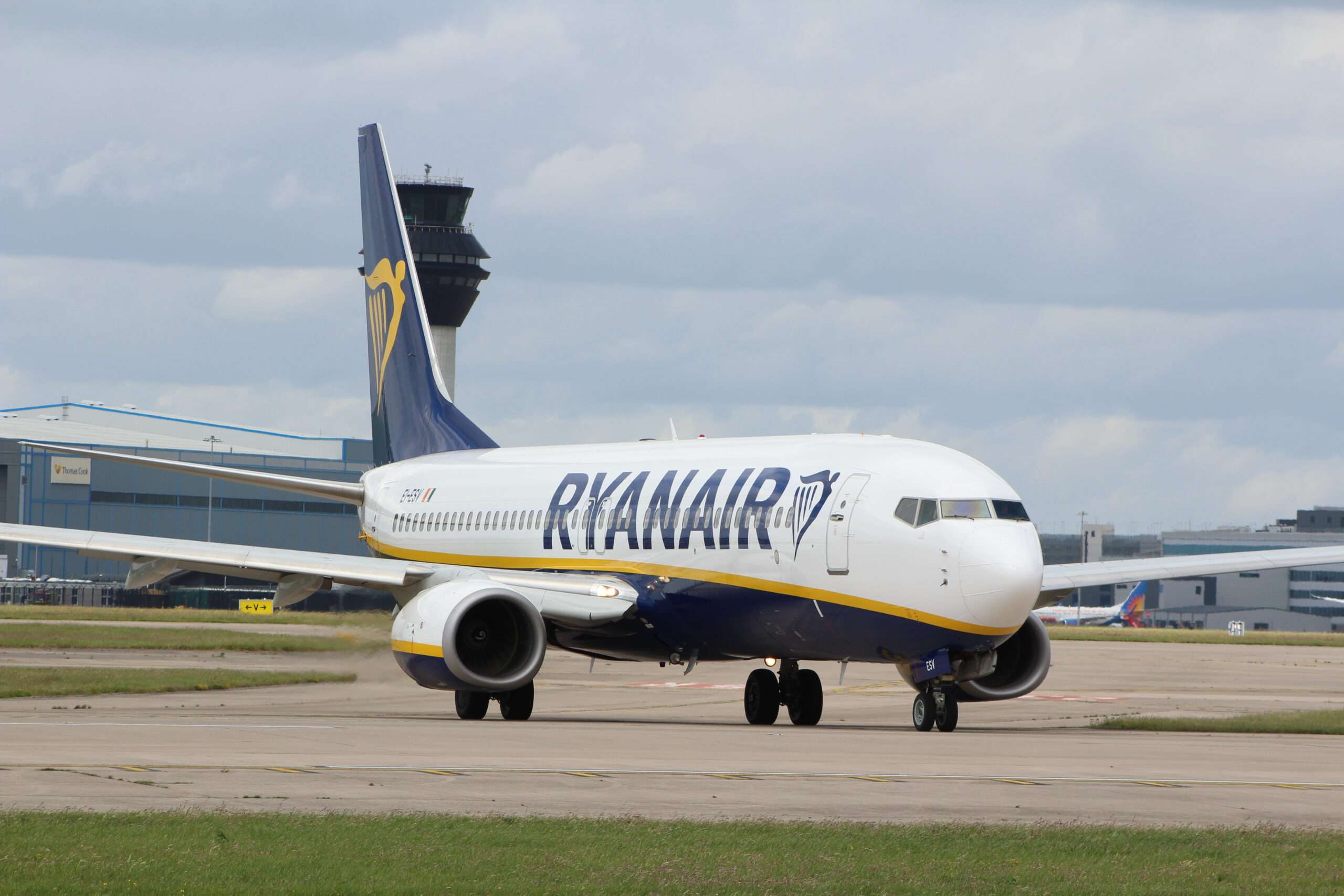 Ryanair Expands Winter Routes From Cornwall & Leeds