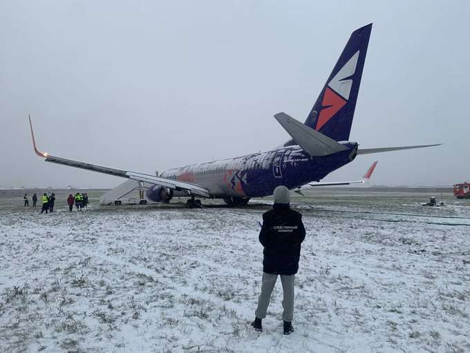 A Smartavia 737 in the snow after overrunning the runway in Perm, Russia.