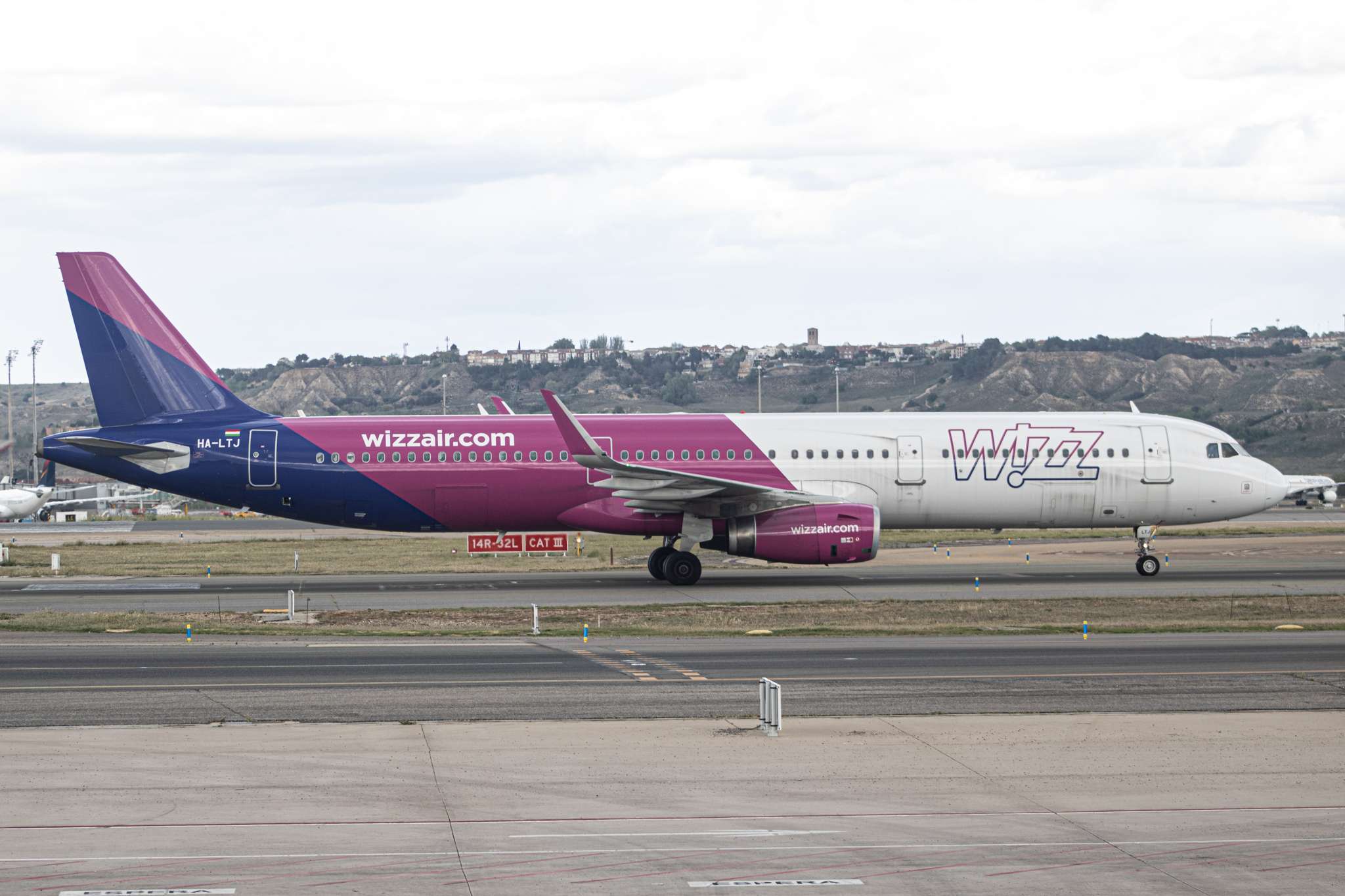Wizz Air Adds Budapest & Bucharest to Glasgow Network