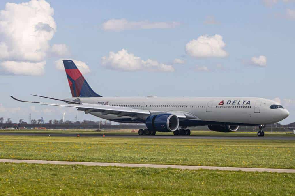 Delta Adds Direct Athens-New York Flights for Tel Aviv Repatriation