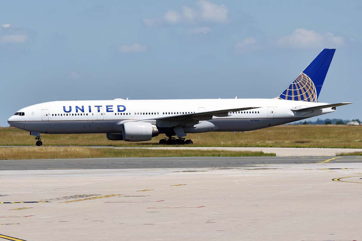 United Flight to New York Cancelled Over Flap Issue & Crew Availability