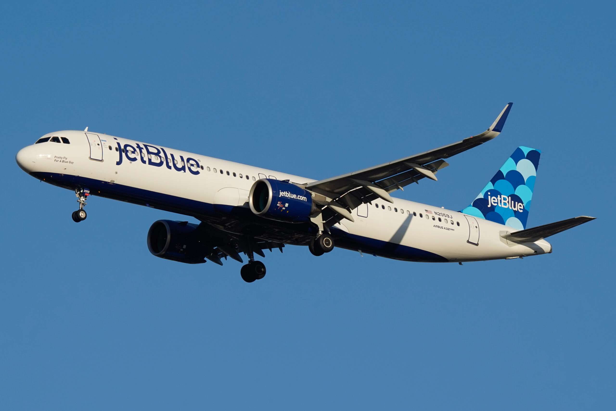 JetBlue has this week received their 30th Airbus A321neo aircraft, with the delivery coming from the Mobile plant and delivered to Melbourne, Florida.