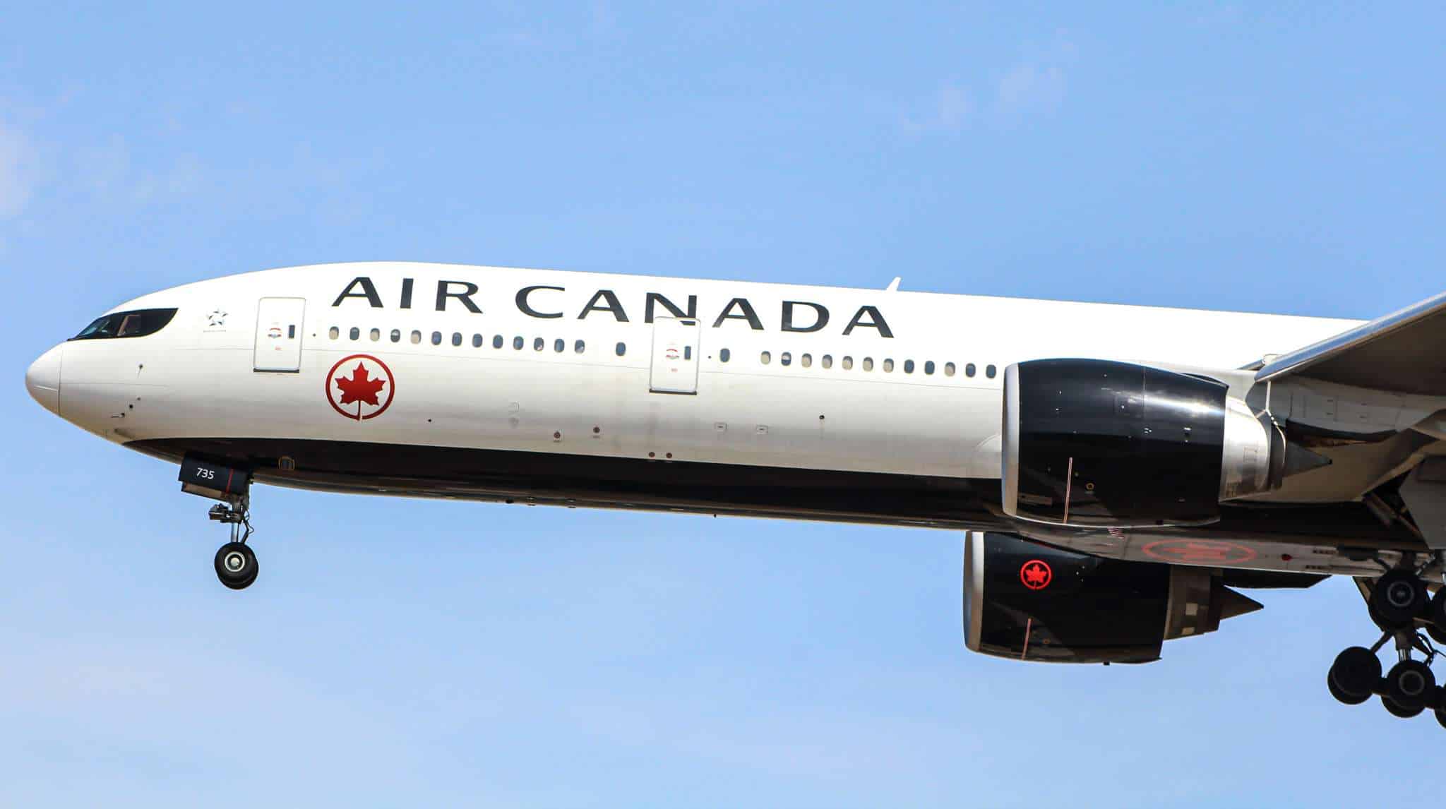 Air Canada Boeing 777 Narrowly Misses Accident at Toronto