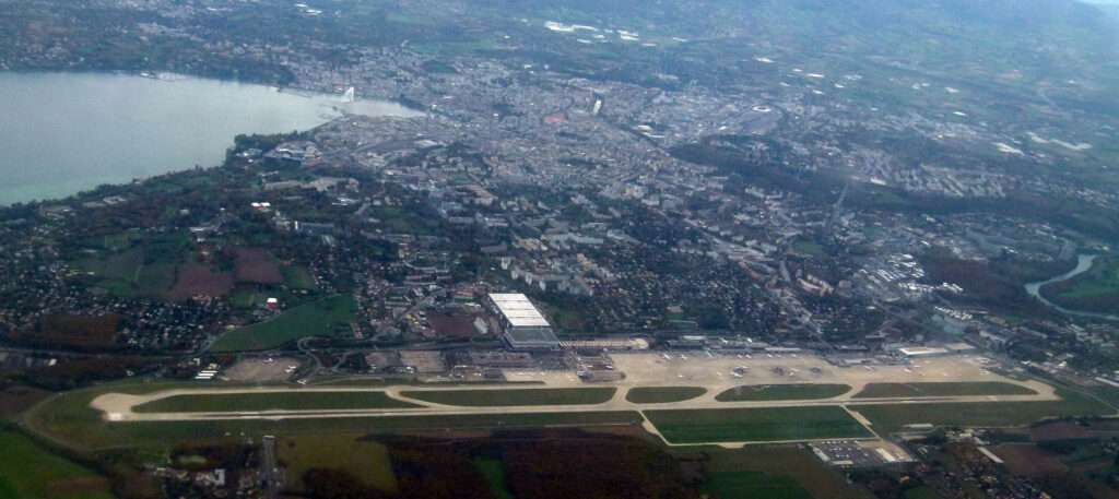 Two Flights in Geneva Declare Emergency & Divert to Zurich