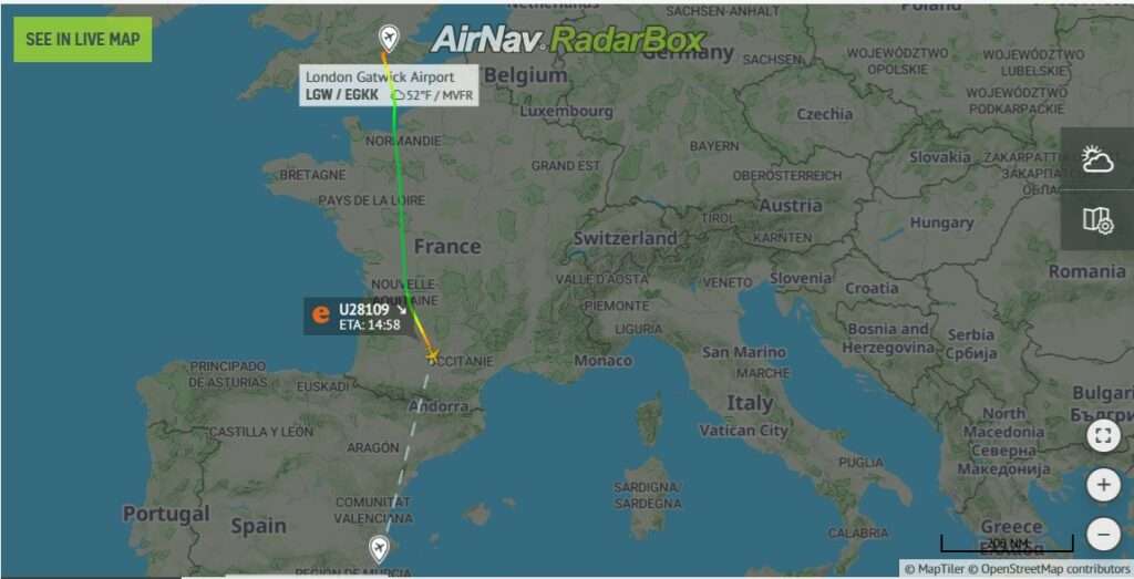Flight track of easyJet flight U28109 London Gatwick to Alicante, showing diversion to Toulouse.