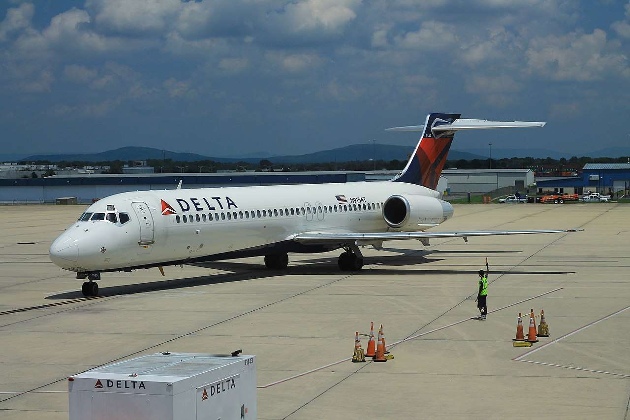Delta Flight Oklahoma-Atlanta Diverts to Nashville: Poor Weather