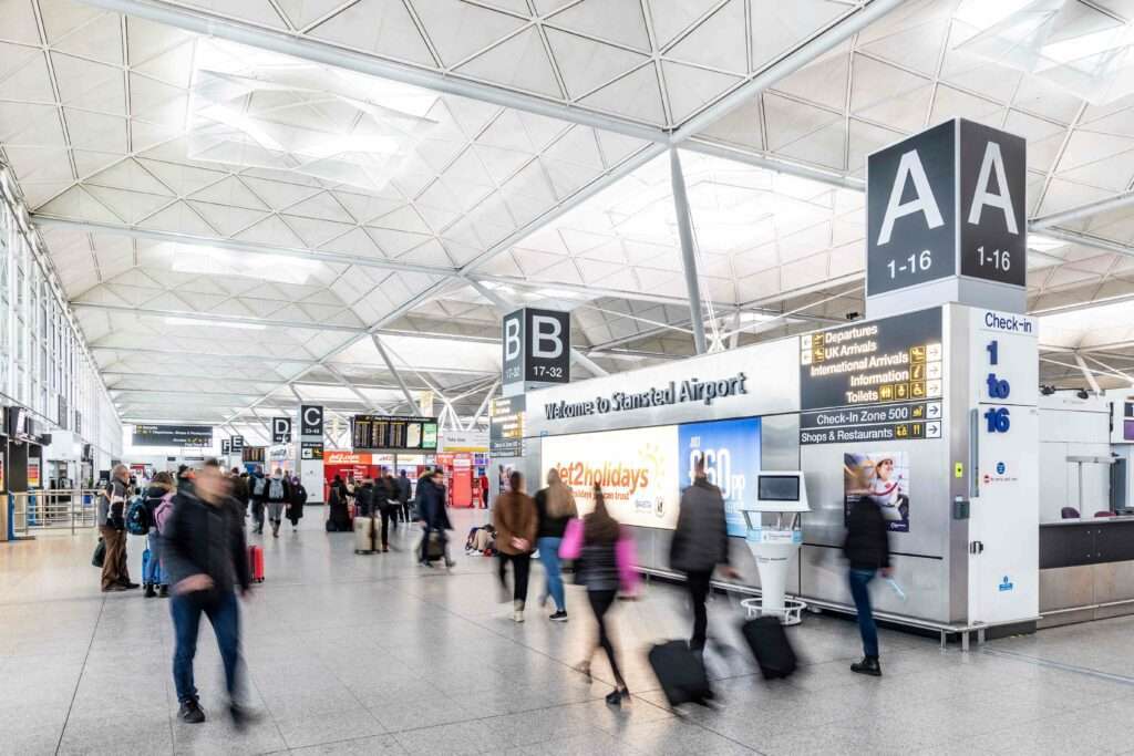 London Stansted Expects 875,000 Passengers over Christmas