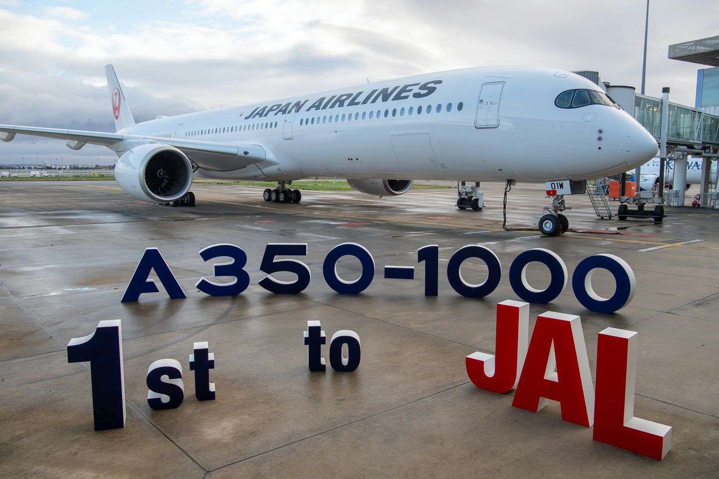Toulouse to Tokyo: Japan Airlines Receives 1st Airbus A350-1000