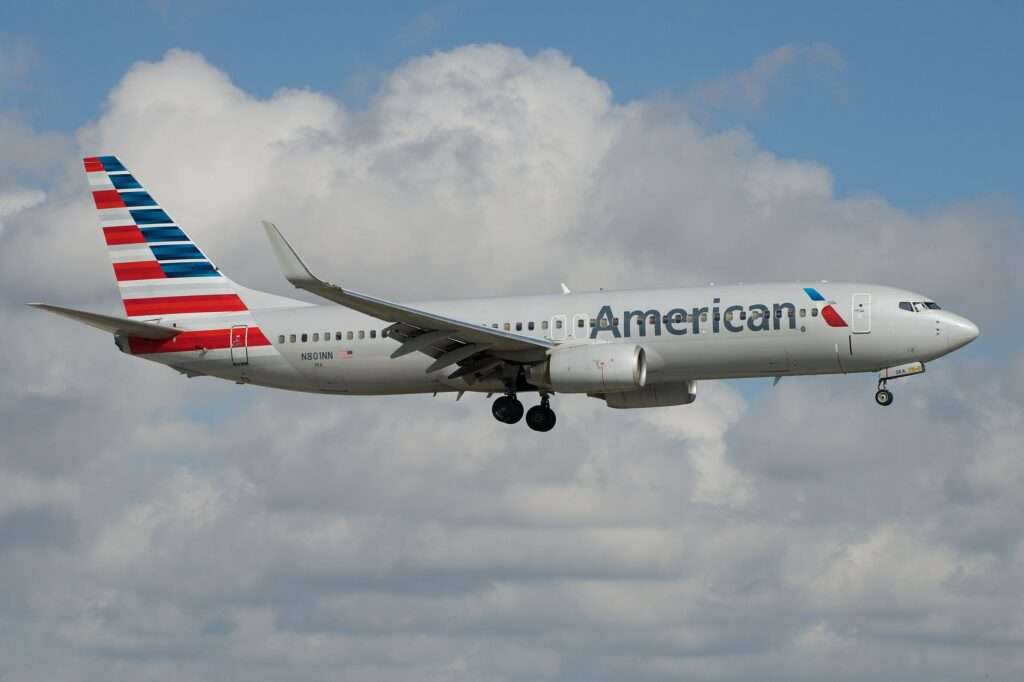 American Airlines B737-800